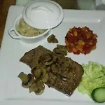 Les Ormes De Bed & Breakfast 3*
