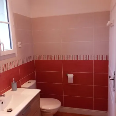 Les Ormes De Bed & Breakfast 3*