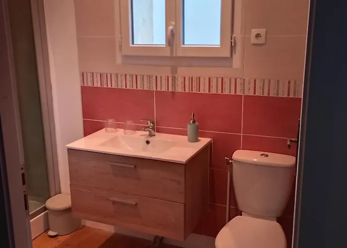 Les Ormes De Alojamento de Acomodação e Pequeno-almoço 3*