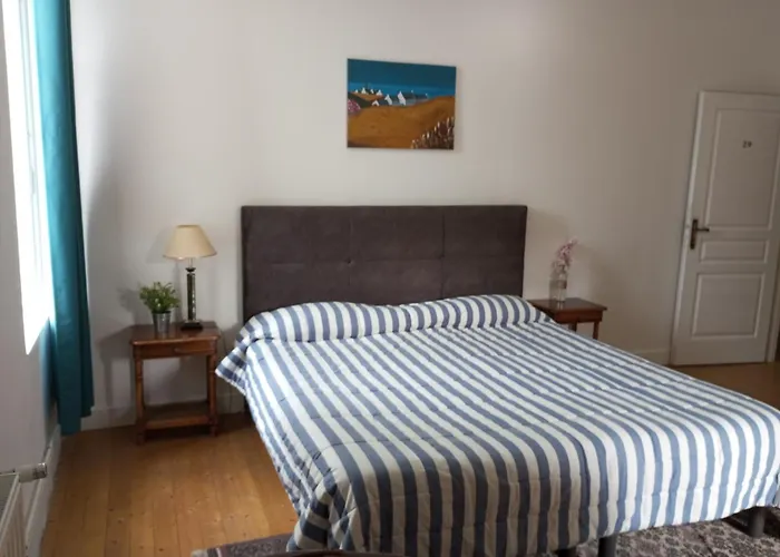 Alojamento de Acomodação e Pequeno-almoço Les Ormes De 3*