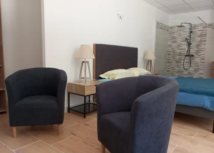 Alojamento de Acomodação e Pequeno-almoço Les Ormes De 3*